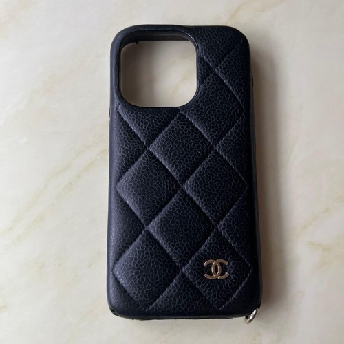 Chanel iphone case pro - chanel,