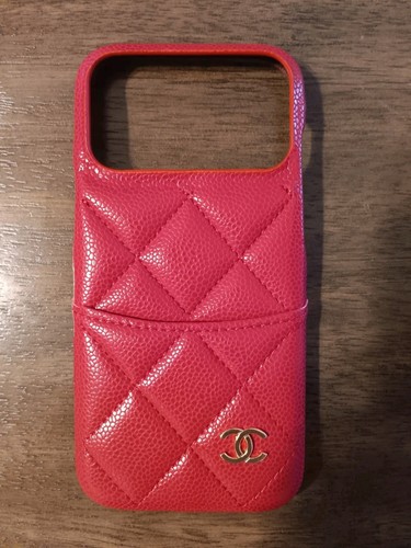 Chanel quilted iphone - quilted, pro